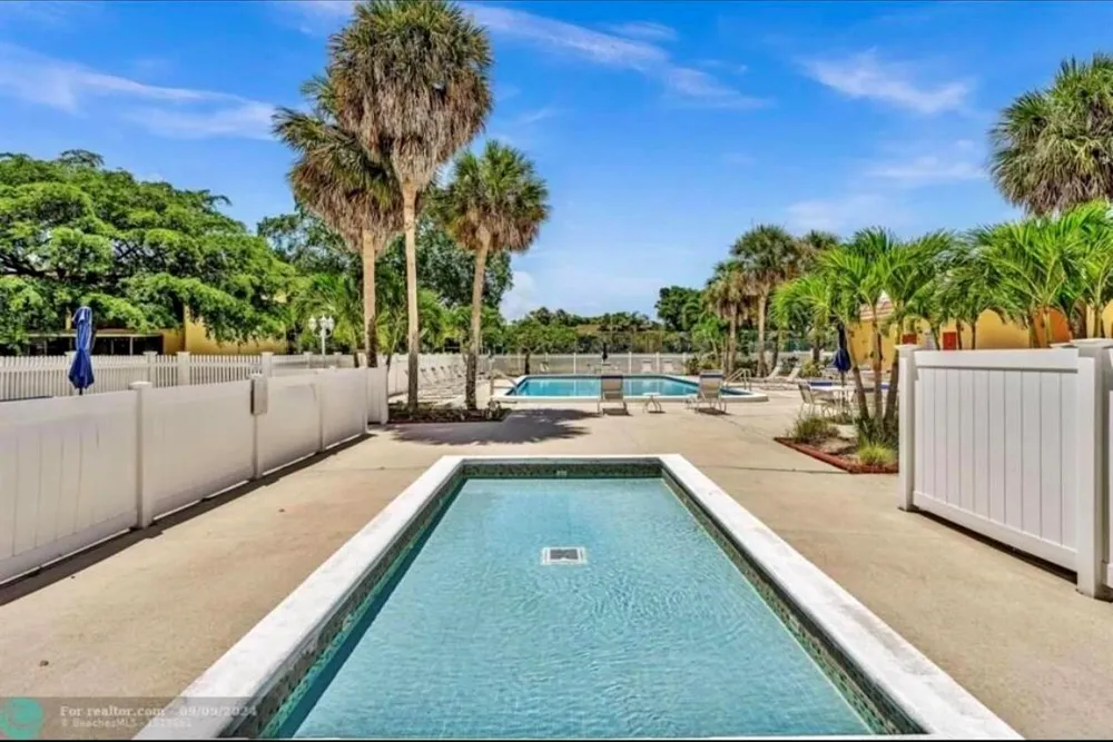 830 SW 9th Street Circle #APT 201 Boca Raton, FL 33486