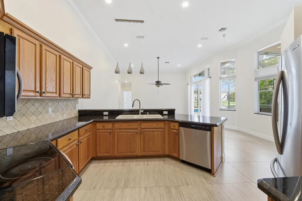 2644 MILLER COURT Weston, FL 33332