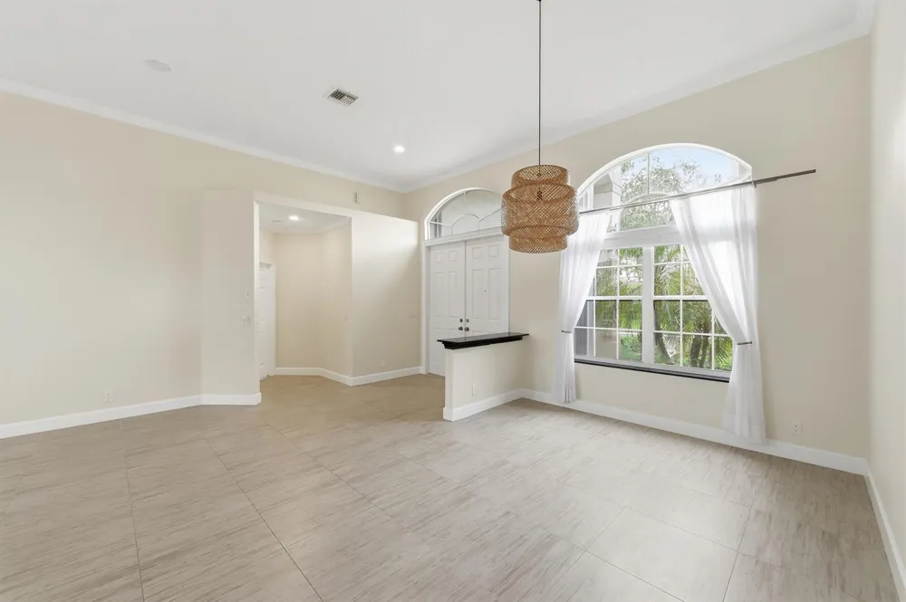 2644 MILLER COURT Weston, FL 33332