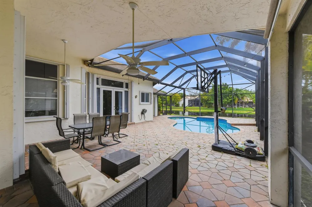 2644 MILLER COURT Weston, FL 33332