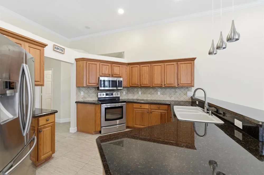 2644 MILLER COURT Weston, FL 33332