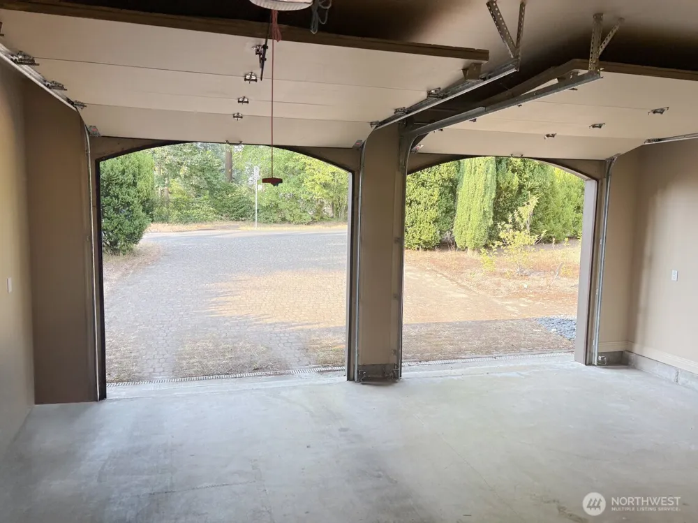 3307 NE 7th Street Renton, WA 98056