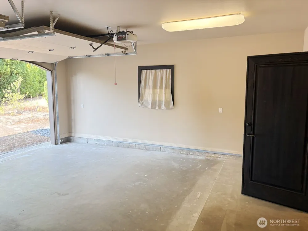 3307 NE 7th Street Renton, WA 98056
