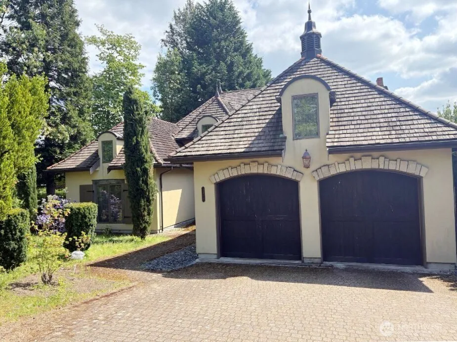 3307 NE 7th Street Renton, WA 98056