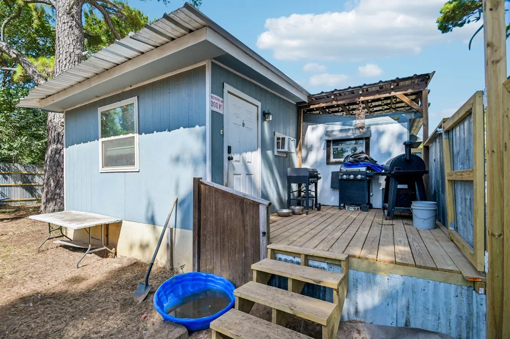 126 Market Street Bastrop, TX 78602