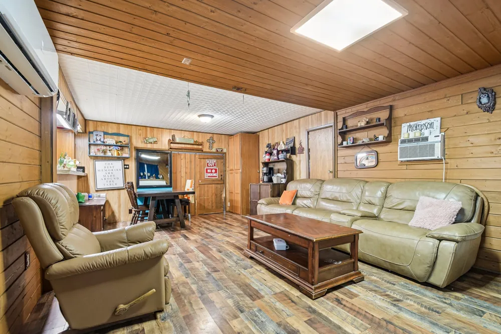 126 Market Street Bastrop, TX 78602