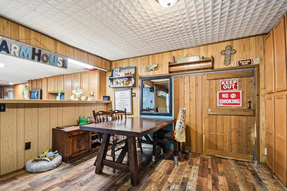 126 Market Street Bastrop, TX 78602