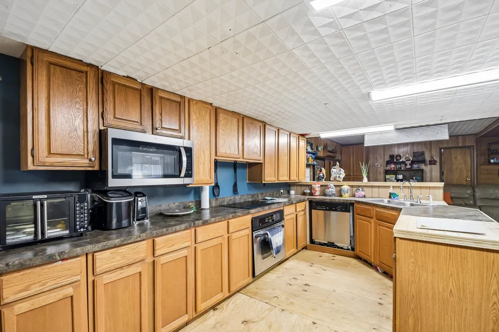 126 Market Street Bastrop, TX 78602