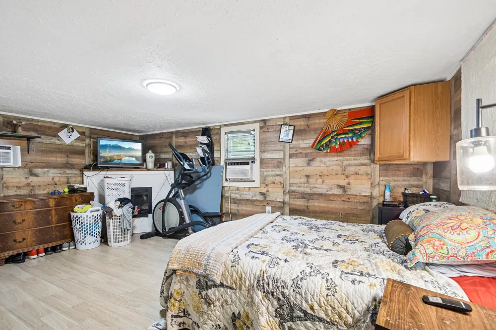 126 Market Street Bastrop, TX 78602