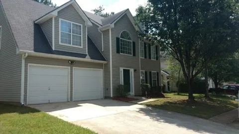 2416 Rambling Way