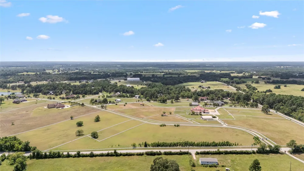 1702 Spring Branch Road Montgomery, TX 77316