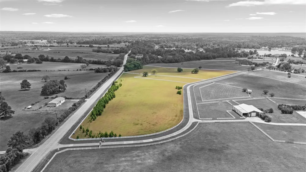 1936 Spring Branch Road Montgomery, TX 77316