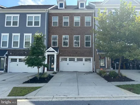 2159 OTTER CREEK CIRCLE