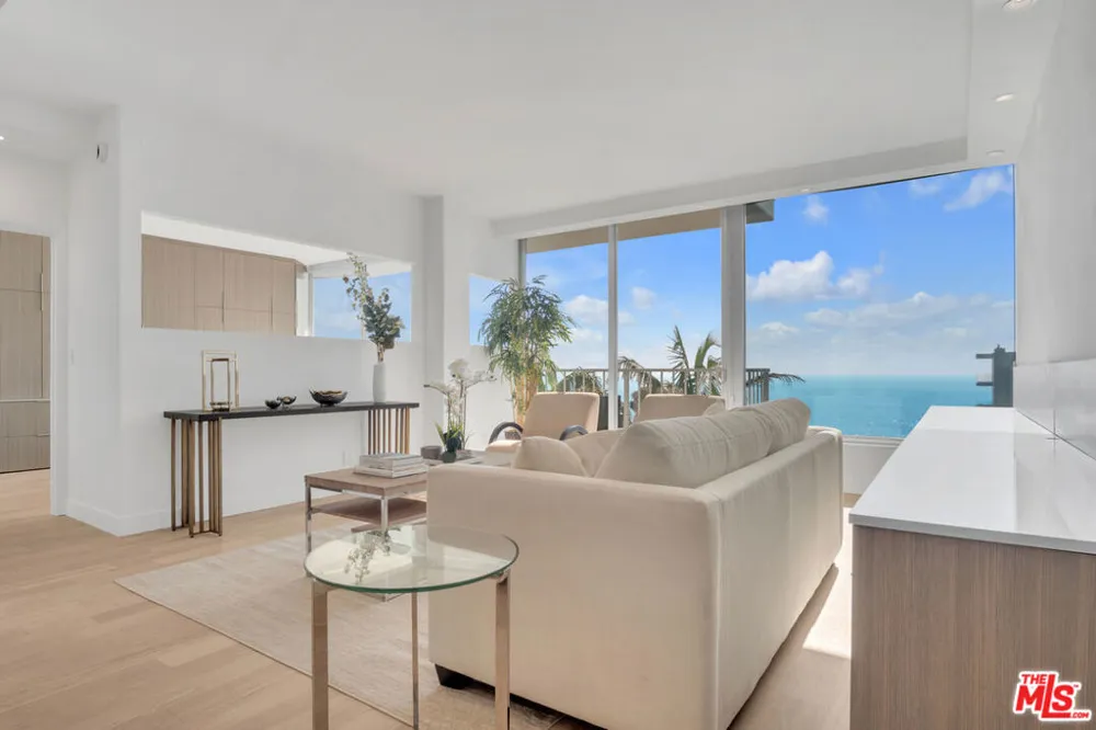 17350 W Sunset Boulevard #303 Los Angeles, CA 90272