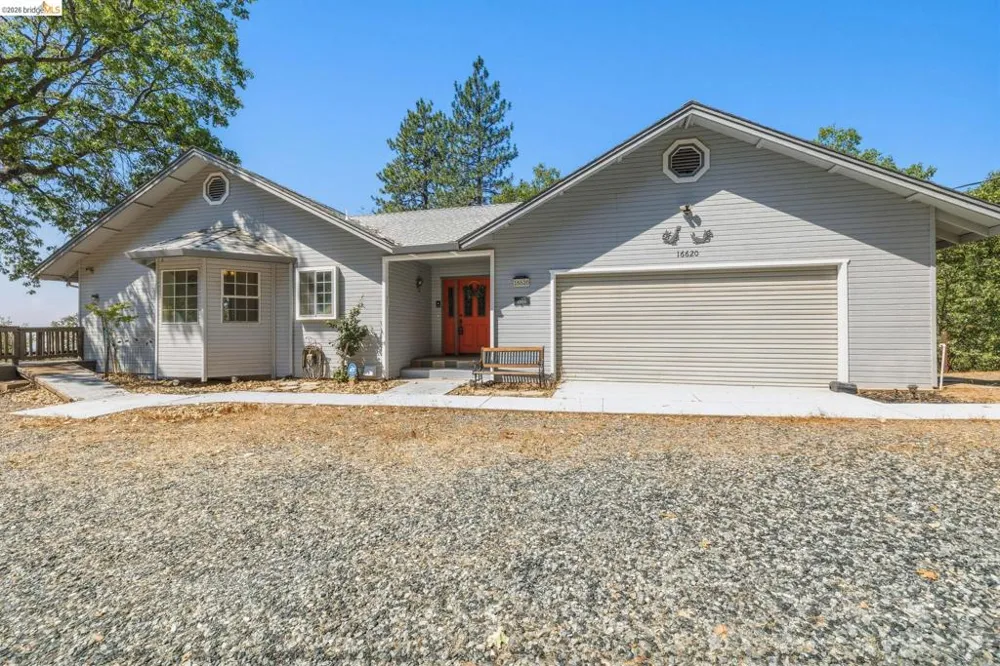 16620 Charles Otter Dr Sonora, CA 95370