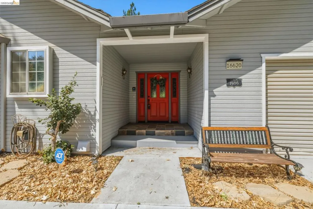 16620 Charles Otter Dr Sonora, CA 95370