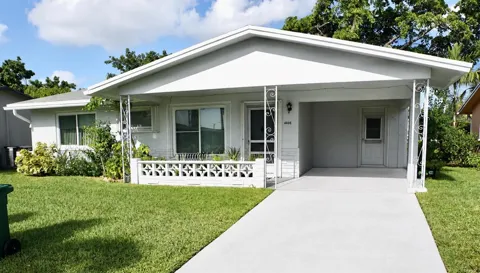 4405 NW 48th Avenue