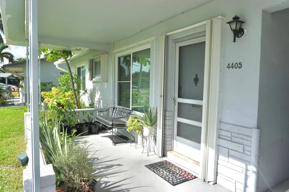 4405 NW 48th Avenue Tamarac, FL 33319