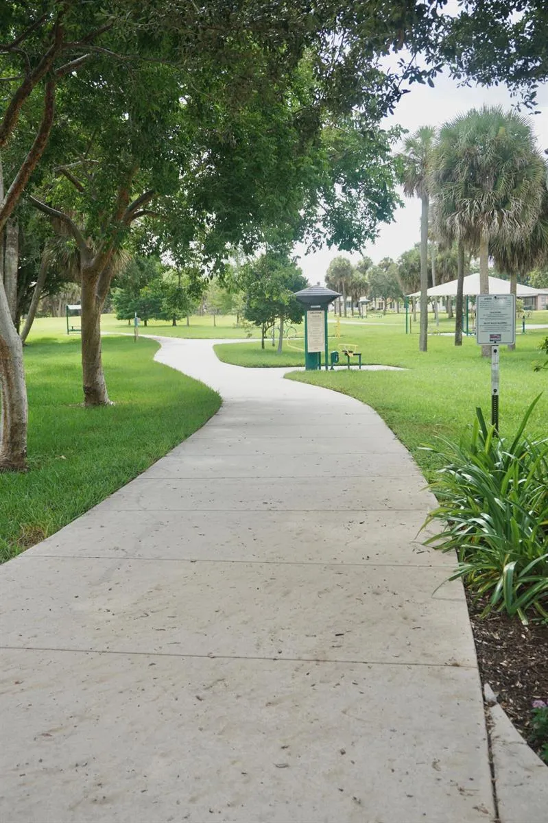 4405 NW 48th Avenue Tamarac, FL 33319