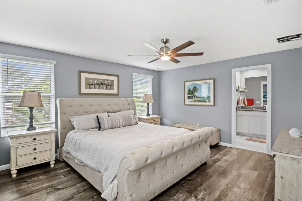 384 SE Sea Hunt Way Stuart, FL 34994