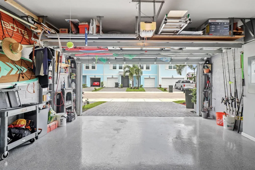384 SE Sea Hunt Way Stuart, FL 34994
