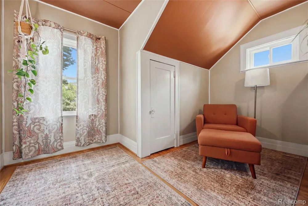 665 Harrington Street Mt Clemens City, MI 48043