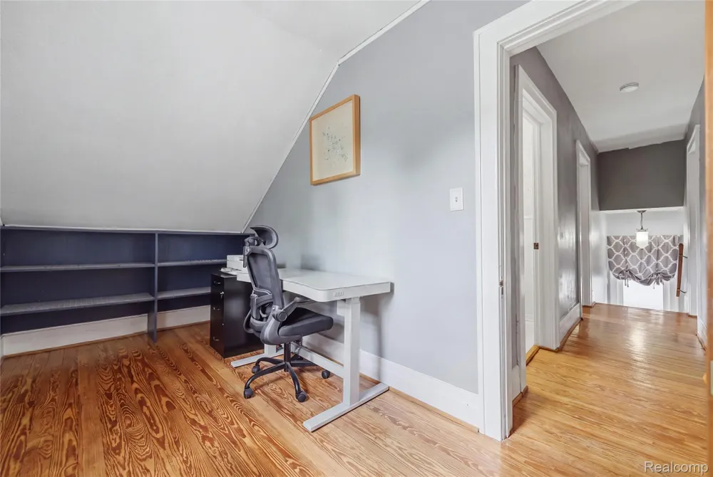 665 Harrington Street Mt Clemens City, MI 48043