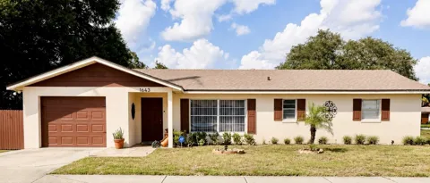 1643 SAXON BOULEVARD