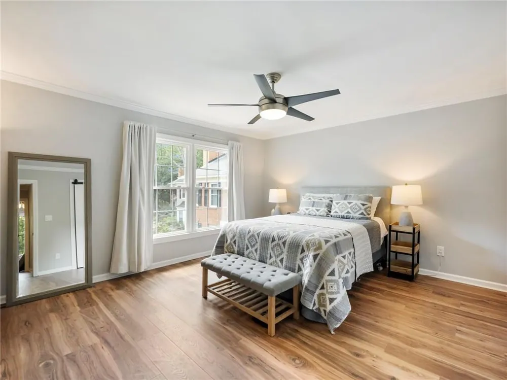 81 Mount Vernon Circle Sandy Springs, GA 30338