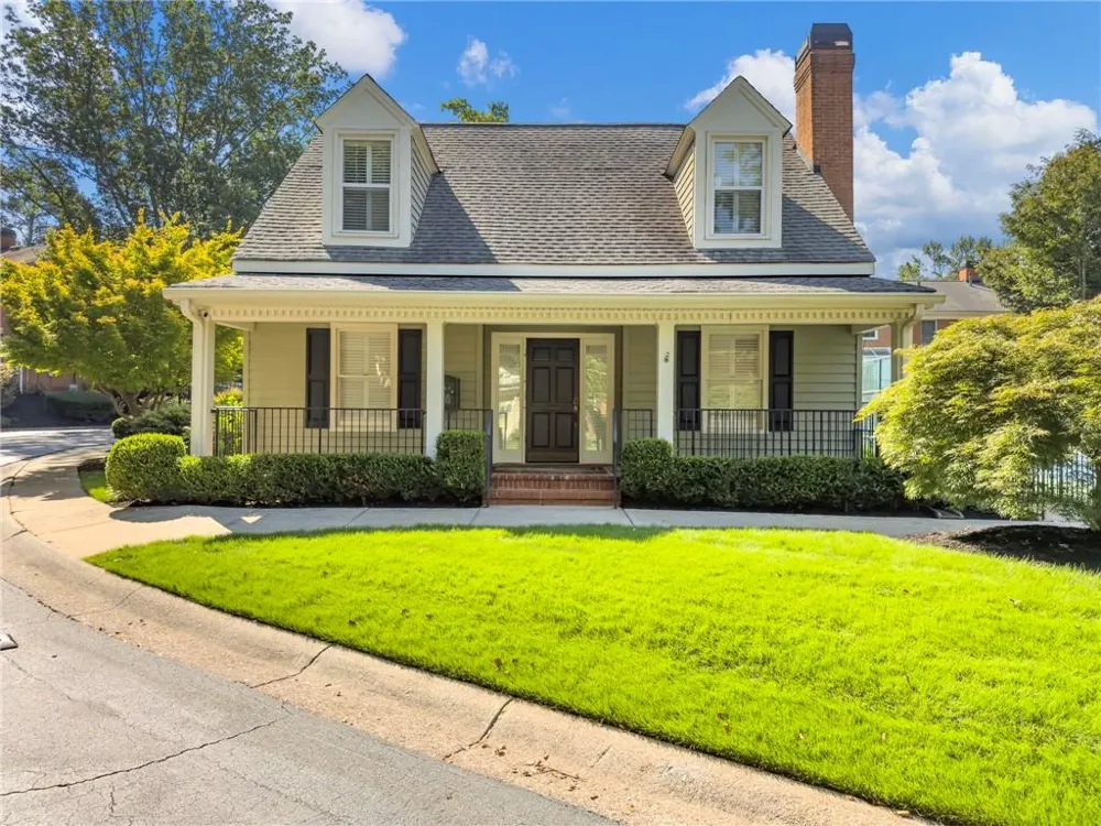 81 Mount Vernon Circle Sandy Springs, GA 30338