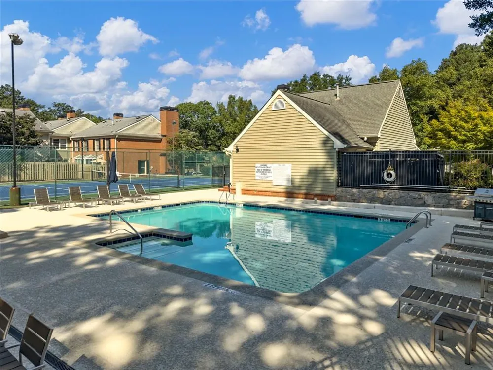81 Mount Vernon Circle Sandy Springs, GA 30338
