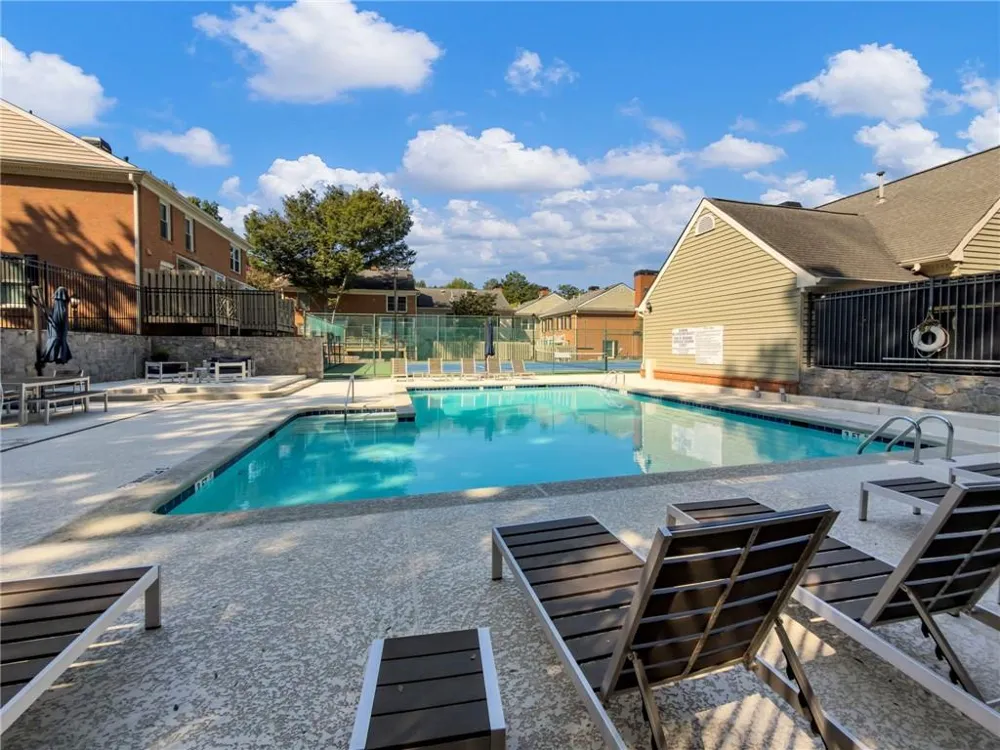 81 Mount Vernon Circle Sandy Springs, GA 30338