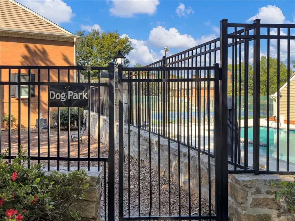 81 Mount Vernon Circle Sandy Springs, GA 30338