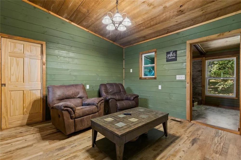 56 River Road Mineral Bluff, GA 30559