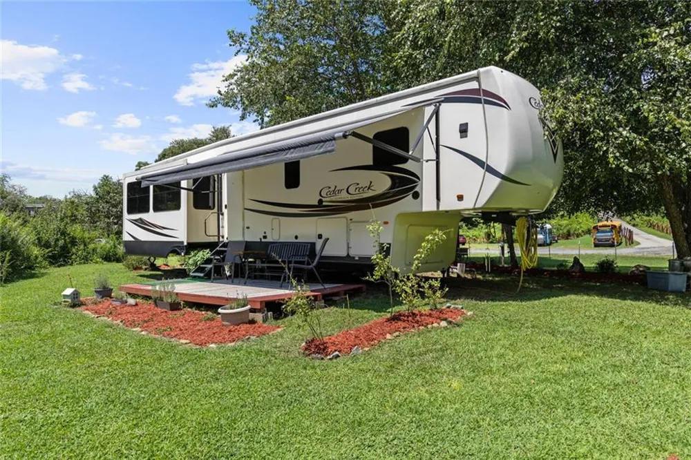 56 River Road Mineral Bluff, GA 30559