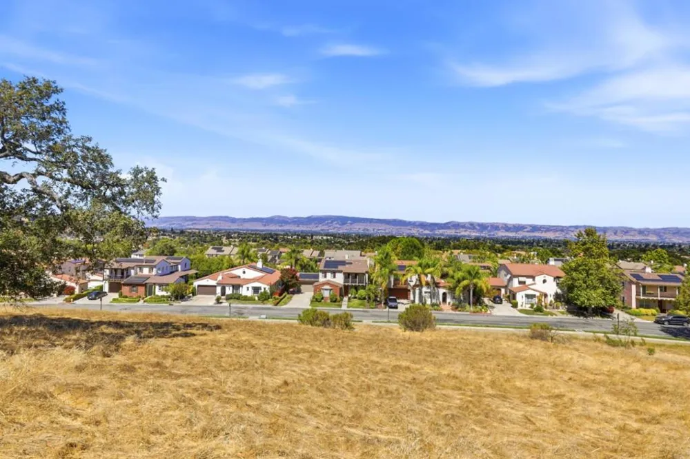 2034 Portmarnock Way Gilroy, CA 95020