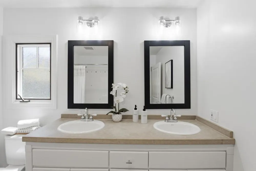 1030 Elm Street San Carlos, CA 94070
