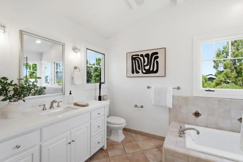 1030 Elm Street San Carlos, CA 94070