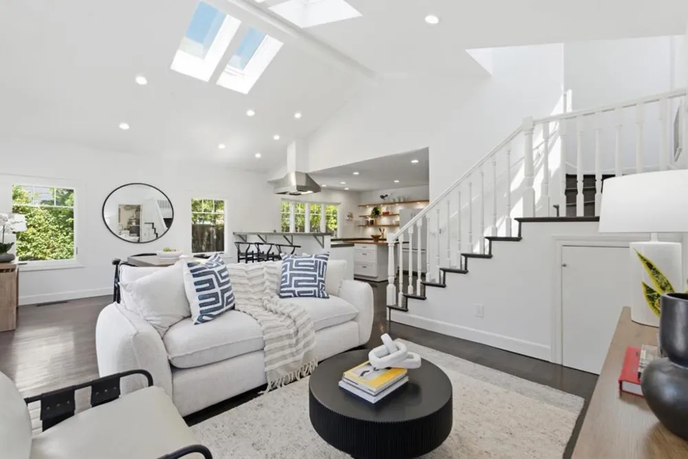 1030 Elm Street San Carlos, CA 94070