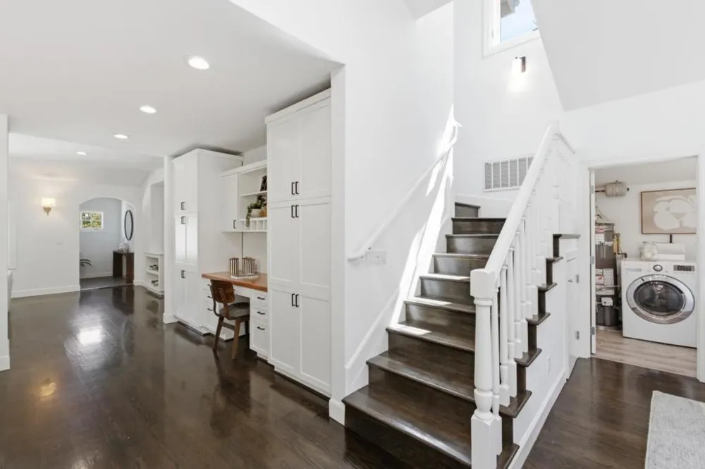 1030 Elm Street San Carlos, CA 94070