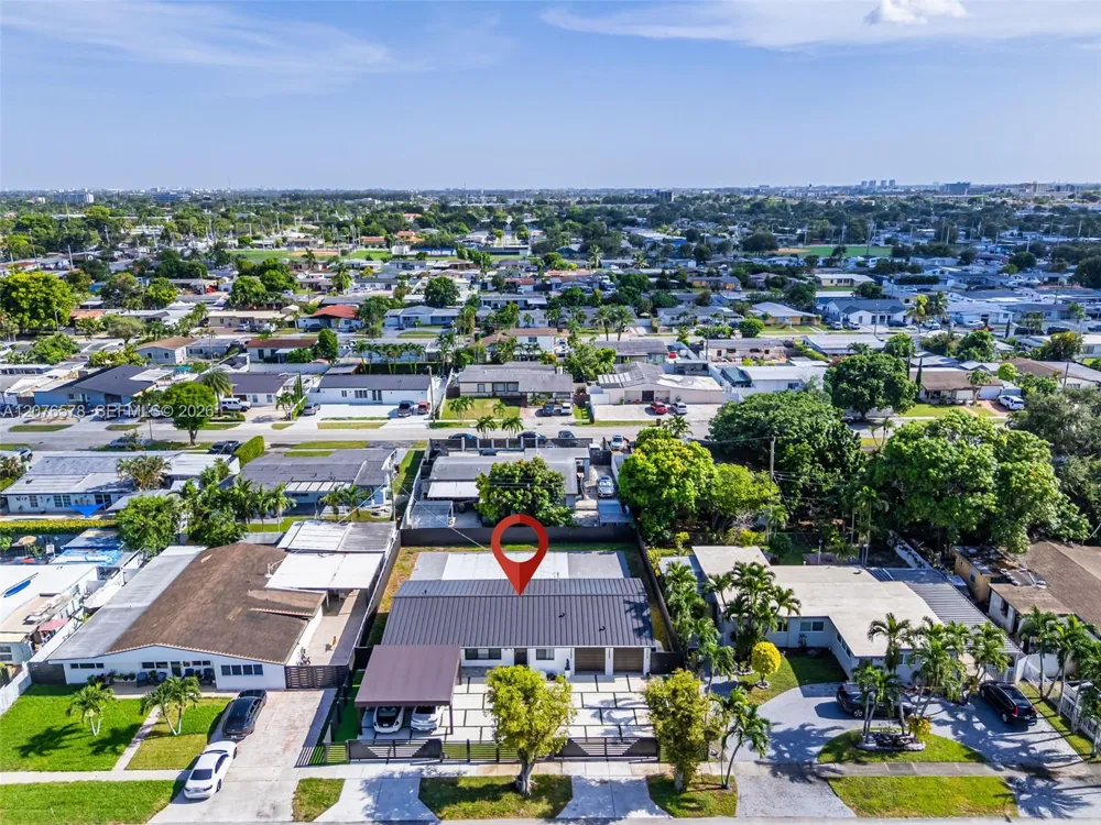 1270 W 64th Ter Hialeah, FL 33012