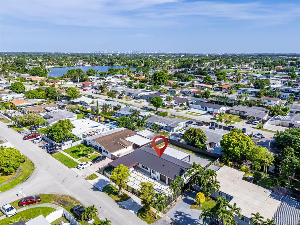 1270 W 64th Ter Hialeah, FL 33012