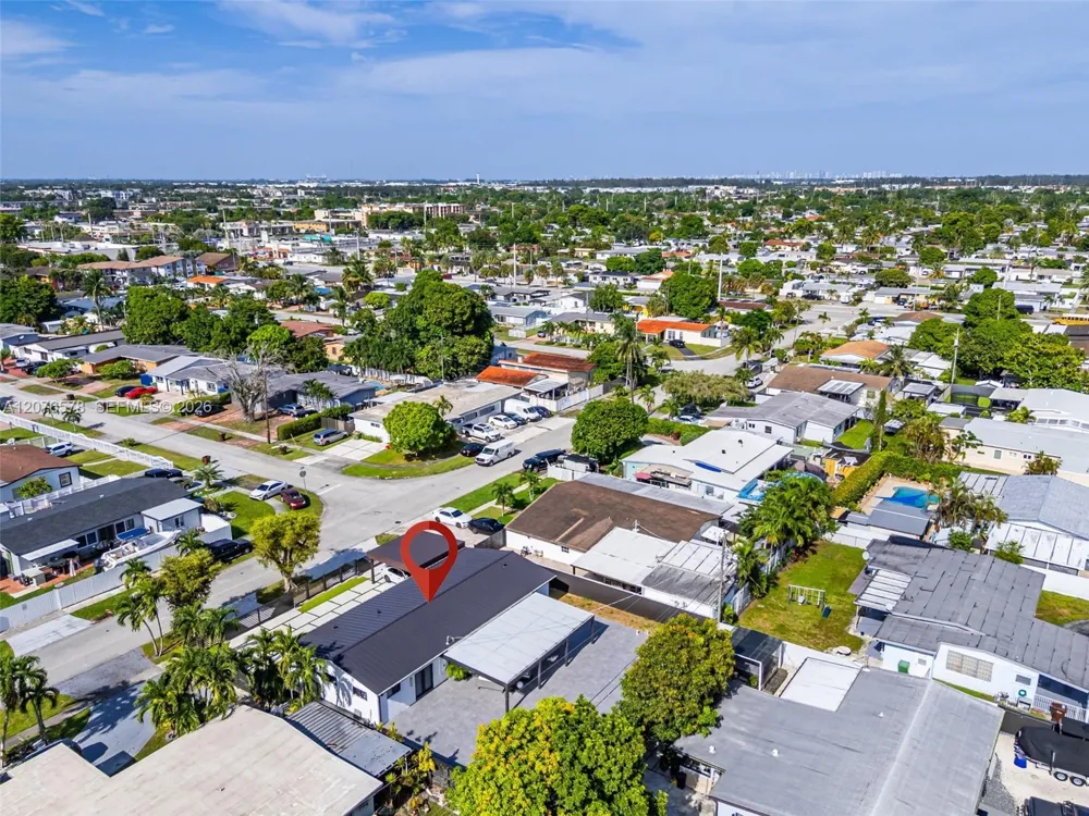1270 W 64th Ter Hialeah, FL 33012