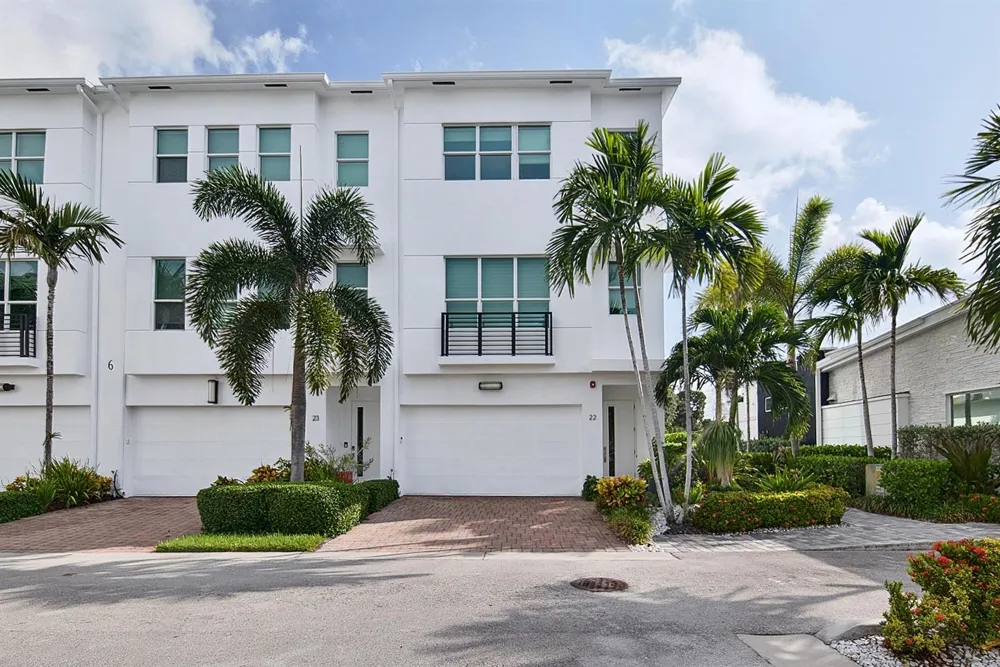 2900 NE 12th Terrace #22 Oakland Park, FL 33334