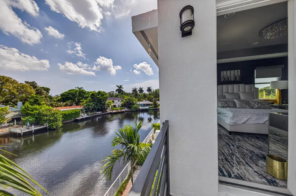 2900 NE 12th Terrace #22 Oakland Park, FL 33334