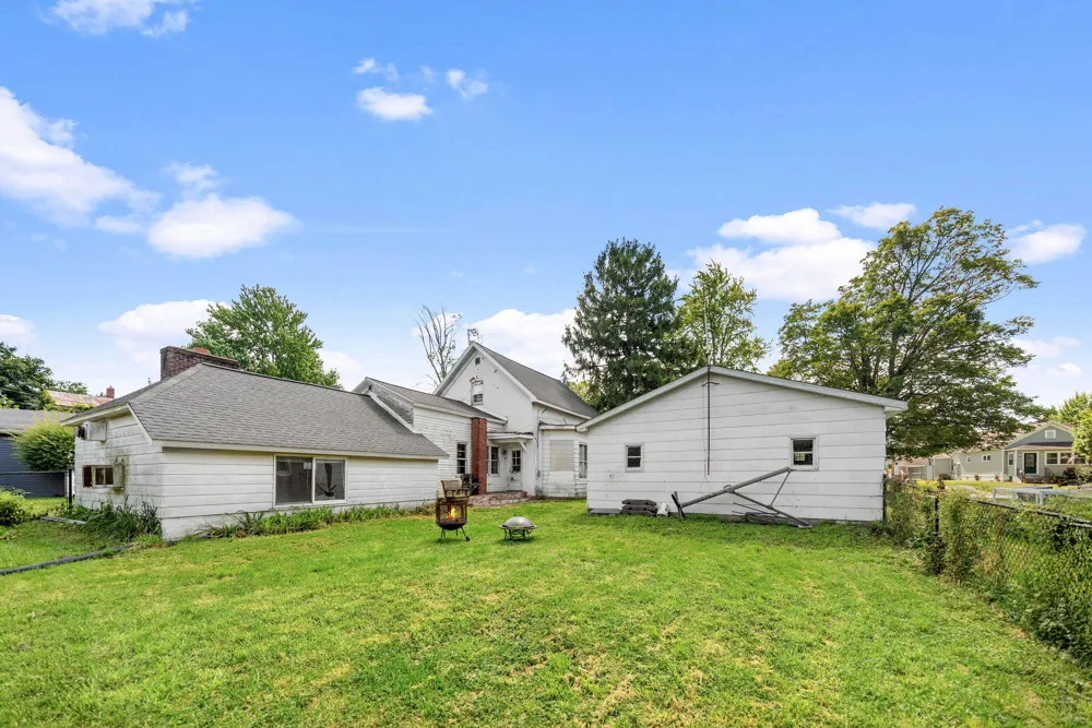 105 Locust Street E Three Oaks Village, MI 49128