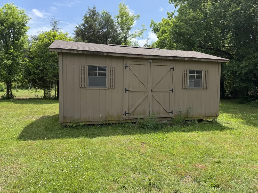 2405 Paul Finley Rd Lewisburg, TN 37091