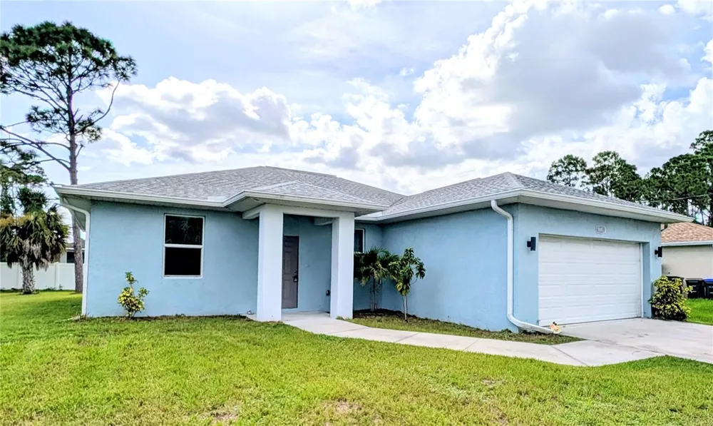 1643 JEANNIN DRIVE North Port, FL 34288