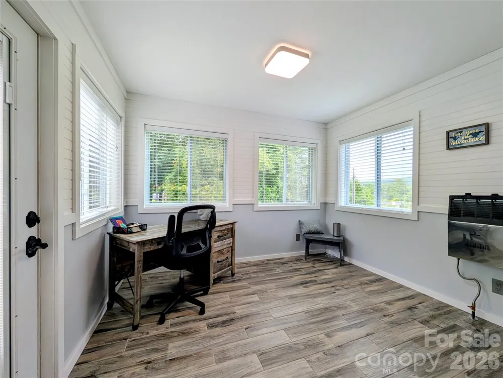 213 Rustling Pines Drive Hendersonville, NC 28792