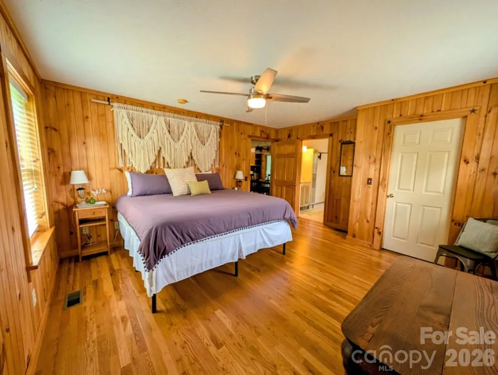 213 Rustling Pines Drive Hendersonville, NC 28792